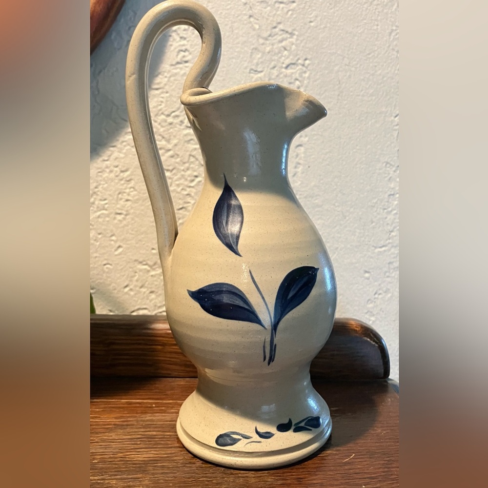 1992 Williamsburg Pottery Pitcher or Vase